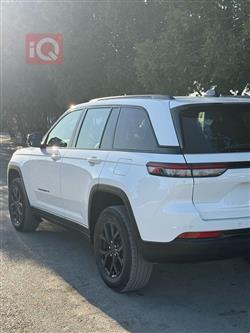 جيب جراند شيروكي